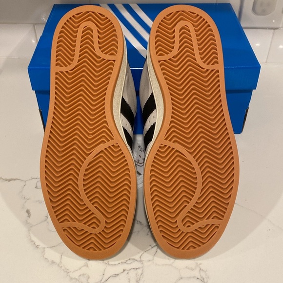 Adidas campus shoes - Picture 6 of 6